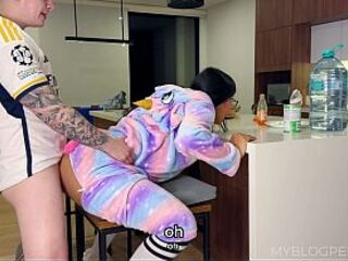 I surprise my stepbrother with my fresh unicorn pajamas and we've a bit of ass for the 1st time in my little butt