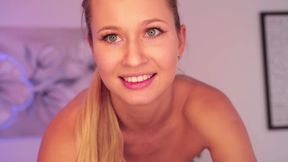 A Beauty Massages Her Shiny Tits in Oil