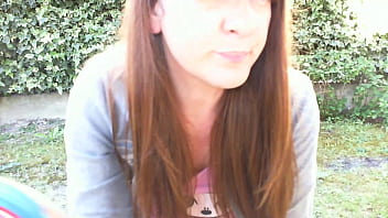 Balloons to inflate together in the garden