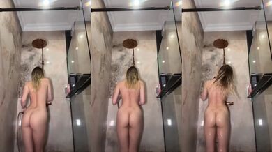 Blonde college cutie fingers herself raw on cam alone