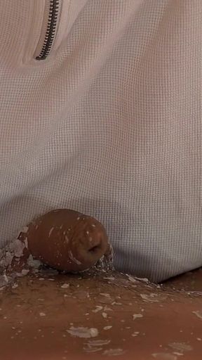 An Intense Edging for Gorgeous Ariel