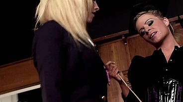 Anna Lovato Teaches Gemma Hiles And Michelle Thorne Pussy Licking
