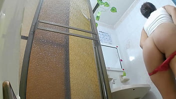 Camara en ba&ntilde_os del hospital.mp4