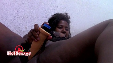 A Morena e o vibrador