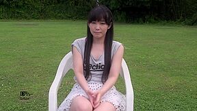 Cute Japanese Babe Gets Toyed Outdoors - Yui Kasugano