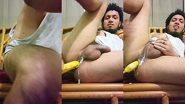 Merendando una banana