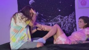 "French Pedi Foot Worship" [Toe Sucking]