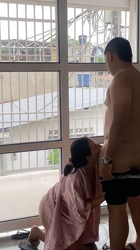 Customer Seduces Window Cleaner and Fucks Her Hard