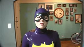 Batgirl gives a mesmerized handjobs