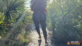 Brunette Yum Thee Boss And Rome Major'_s Beach Kinky Wet Session!