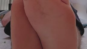 Des pieds attirant en mouvement ????
