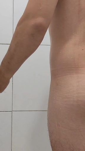 Unbelievable Cumming in Fifteen Seconds, the Fastest in the World.