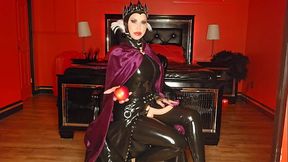 Mirror mirror on the wall, who'_s the kinkiest of them all