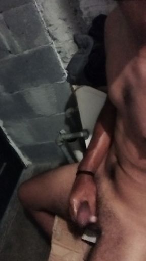 I Move My Tongue While I Pull It