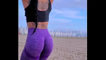 Exercitando na praia