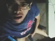 HOMBRE JOVEN CON CALCETA DE FUNDA EN SU VERGA (RECOPILACIÓN CON FILTRO DE LUZ) 🧦
