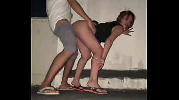 Asian couple's naughty outdoor fucking