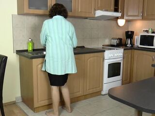 Ginger Aged German Housewife with Naturals Gets Pounded at