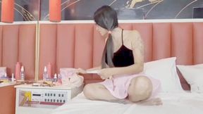 KISS ME MY LITTLE BITCH NOW !!!! -- -- BY THAY FLORES - CLIP 01