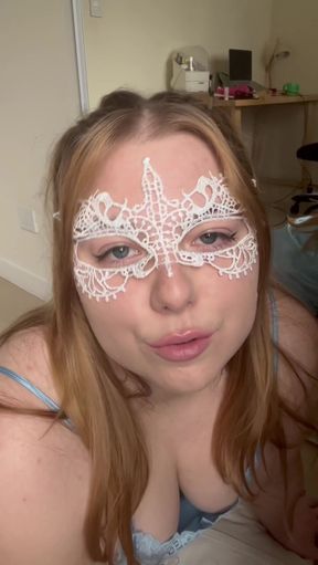 Amateur girl straps on a cock and takes it like a pro in a hot pegging scene.