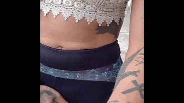 Sabrina Prezotte dando uma voltinha em uma das ruas de prostituiçao da Barra Funda em SP...