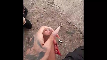 Sabrina Prezotte dando uma voltinha em uma das ruas de prostituiçao da Barra Funda em SP...