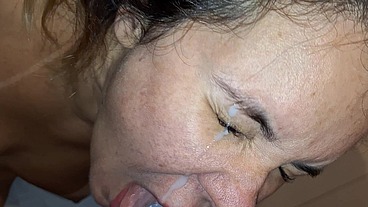 Milf Danni cardillo curtindo o domingo com o macho da amiga