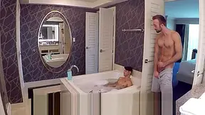 Str8 Bait Shower Fuck With Casey Everett