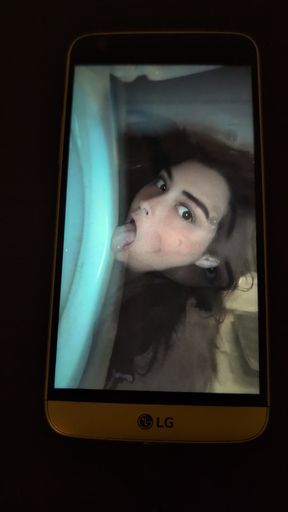Cute amateur GF gives herself a homemade cumshot