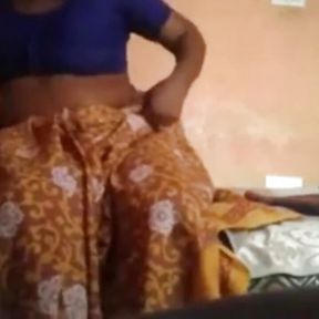 Desi Telugu Randi Passionate Sex with Her Guy in Hotel