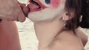 Watch me make his balloon dog bark! Honk! Honk! ? ?