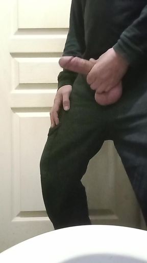 Several handjobs in 1 hour