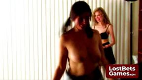 A playful energy to a hopping challenge in Stripscotch game