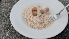 lara manara scopata in montagna