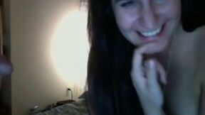 I like the slight cullulite on my GF's thighs and she's a good dick rider