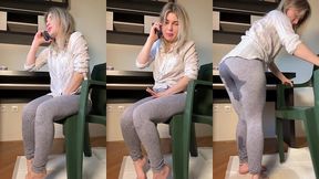 a call center employee pissed herself at work
