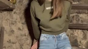 Slender Rose tied to stairs soaked her jeans