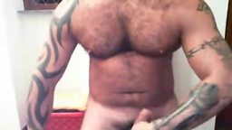 Hot Muscles & Big Cock