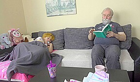 Amber Deep & Faun in Old Perv Gets Off With Girl With Glasses - Porncz