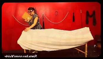 Sara Jay's Sultry Seduction: A Juicy Treat for the Eyes Today’s pick