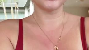 WhatsApp Video 2022-04-02 at 22,40,48
