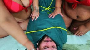 Double Face sitting Christmas, by BBW Isadora, BBW Priscila GGG and Slave, (cam by Manu) FULL HD