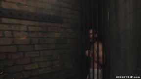 ”Blonde dominatrix sucks meat to her sub”