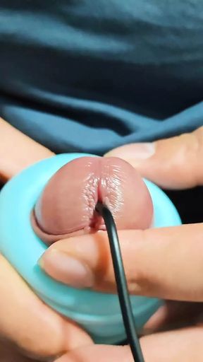Tiny vibrator