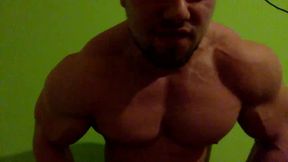 Huge and Hot Bodybuilder Paolo Flexes for You