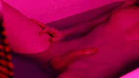 Quiet Jerking In Bathtub with Quickshot
