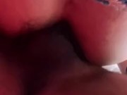 Me la cojo por el culo apretado piernas arriba y se los echo adentro