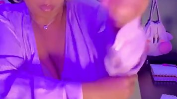 Big boobs ebony Jadee takes intense orgasm