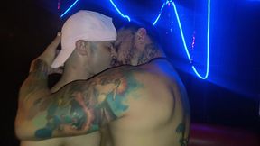 orgia de sexo entre putos cheio de tezao