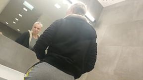 Hot chick gets penetrated in the bathroom